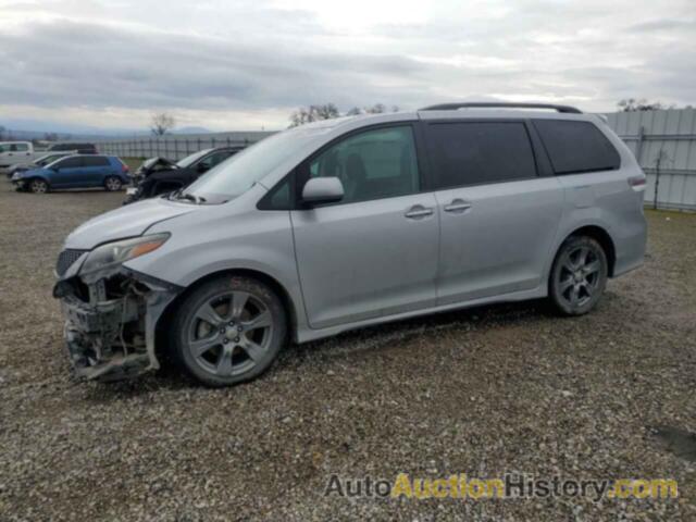 TOYOTA SIENNA SE, 5TDXZ3DC3HS772995