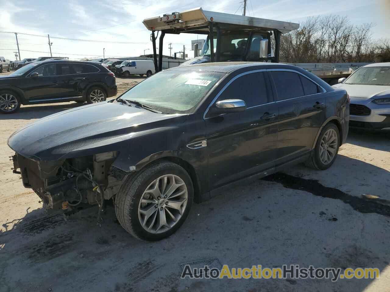 FORD TAURUS LIMITED, 1FAHP2F89DG126559