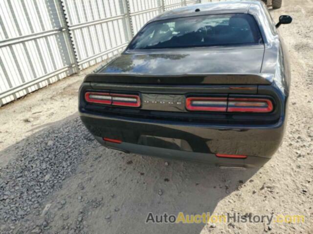 DODGE CHALLENGER SXT, 2C3CDZAG0NH265638