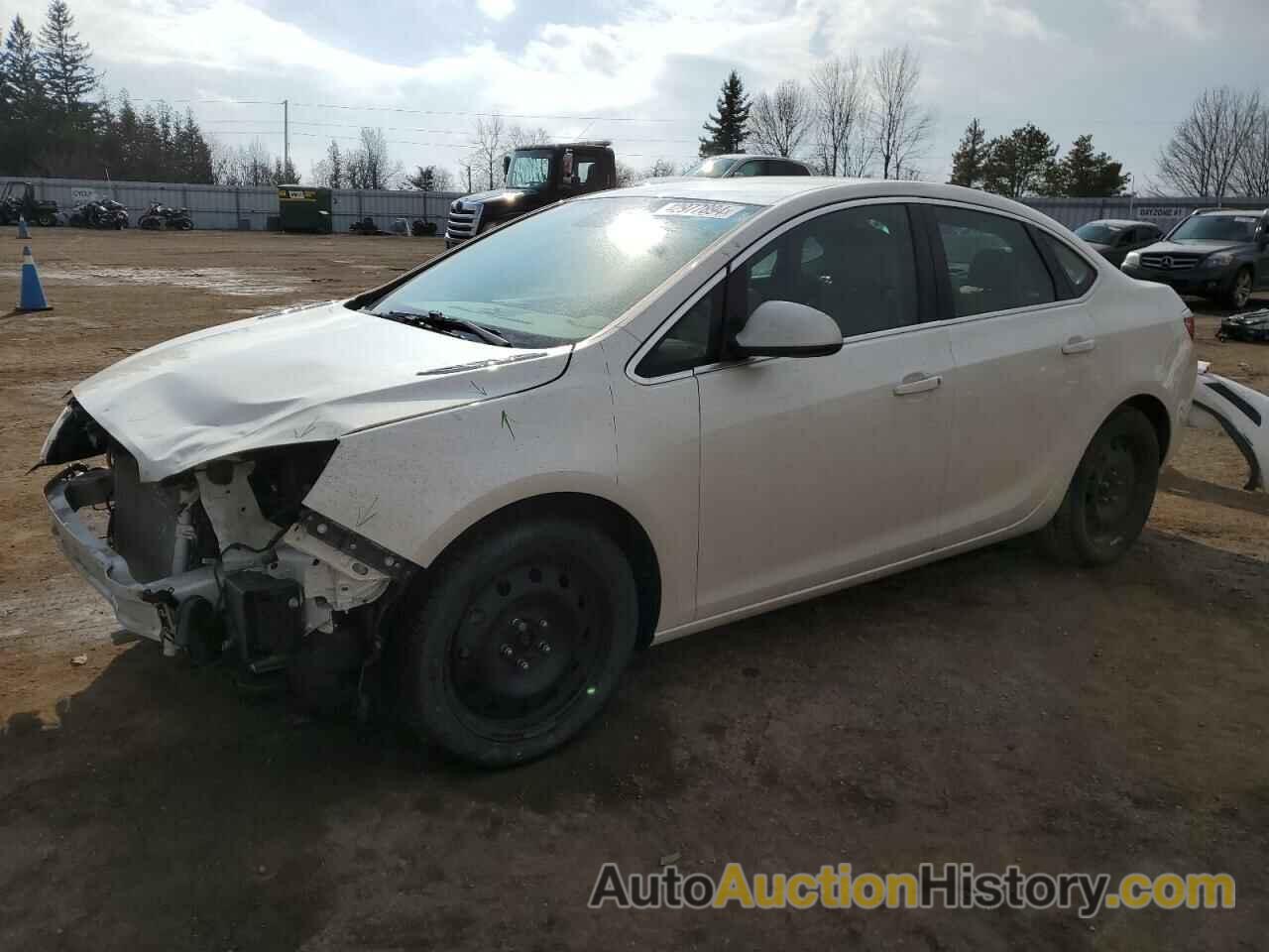 BUICK VERANO, 1G4PP5SK1G4182487