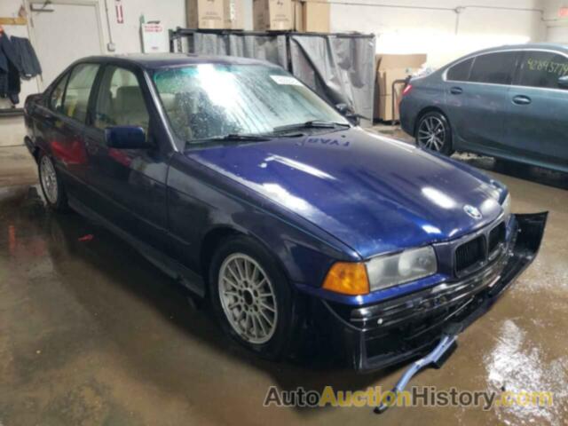 BMW 3 SERIES I, WBACB3323RFE17578