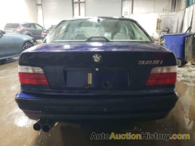 BMW 3 SERIES I, WBACB3323RFE17578