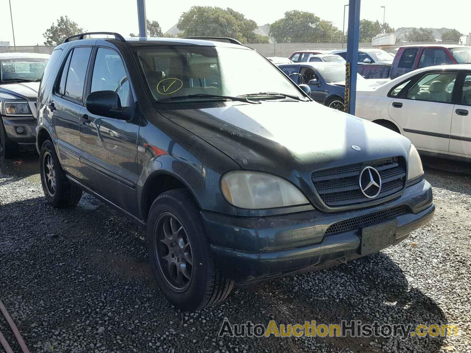 2000 MERCEDES-BENZ ML 430, 4JGAB72E3YA201005