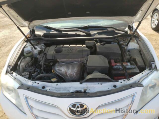 TOYOTA CAMRY BASE, 4T1BF3EK4BU748793