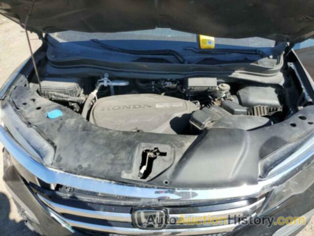 HONDA PILOT TOURING, 5FNYF5H93JB015502