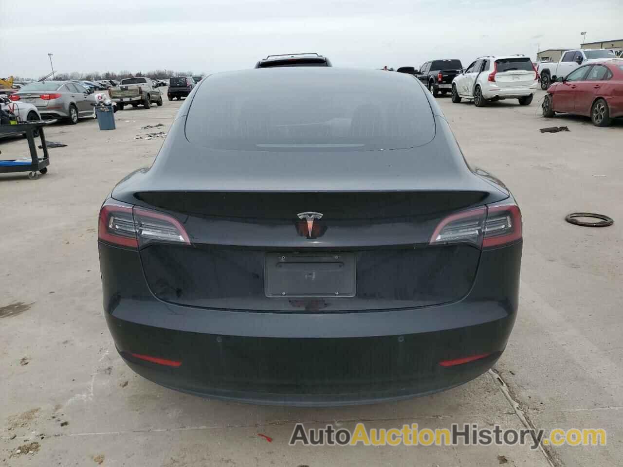 TESLA MODEL 3, 5YJ3E1EAXKF399154