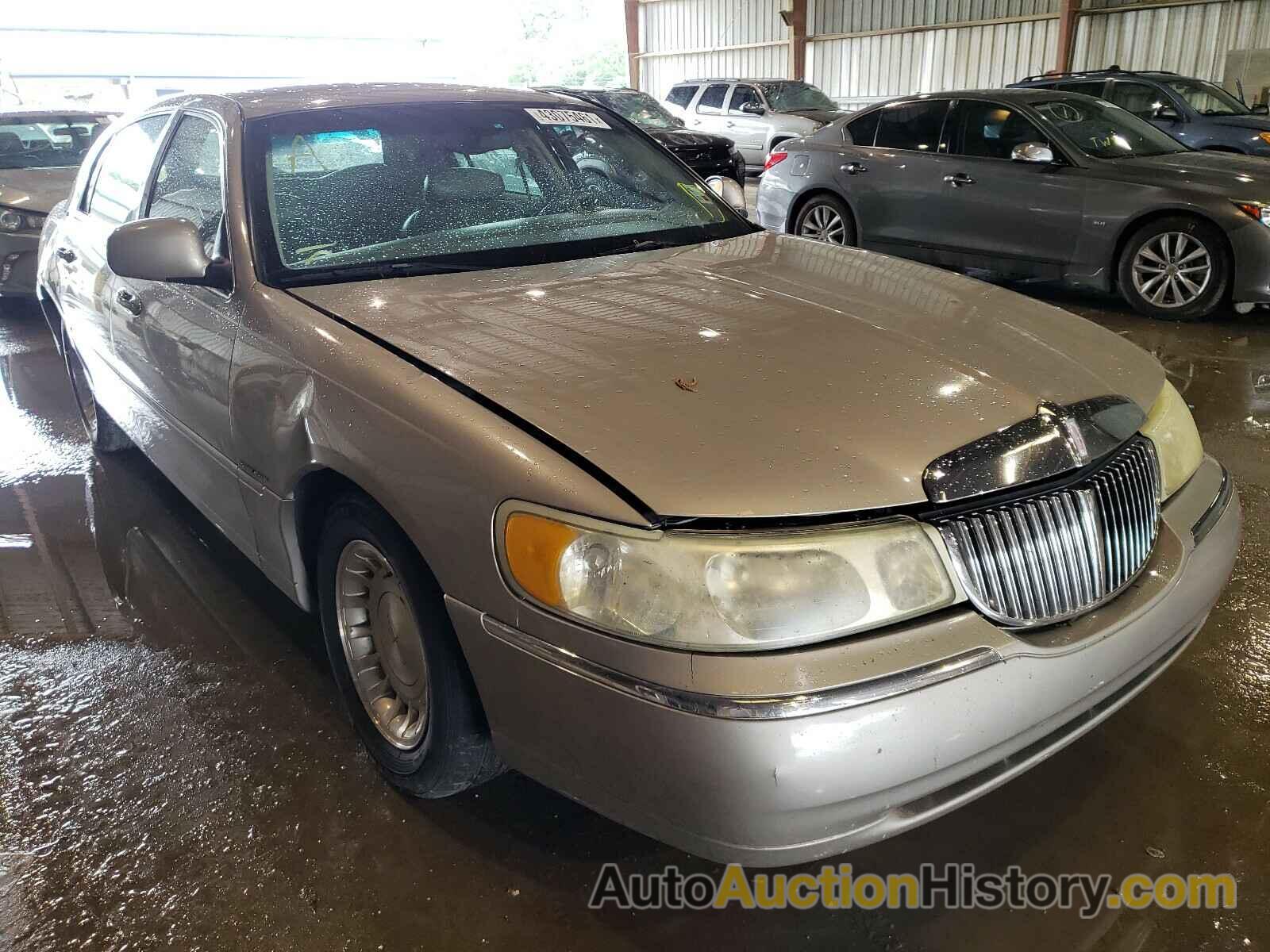 2002 LINCOLN TOWNCAR EXECUTIVE, 1LNHM81W42Y661247