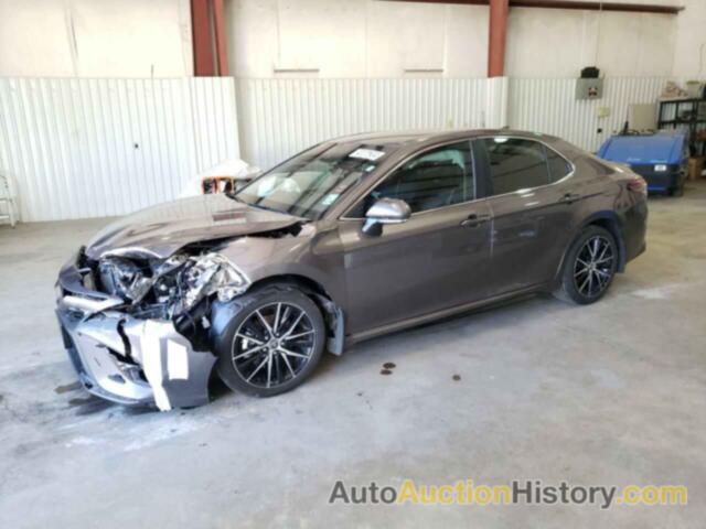 TOYOTA CAMRY SE, 4T1G11AK9NU044107