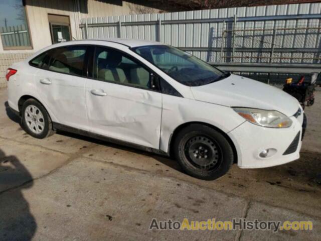 FORD FOCUS SE, 1FAHP3F20CL310893