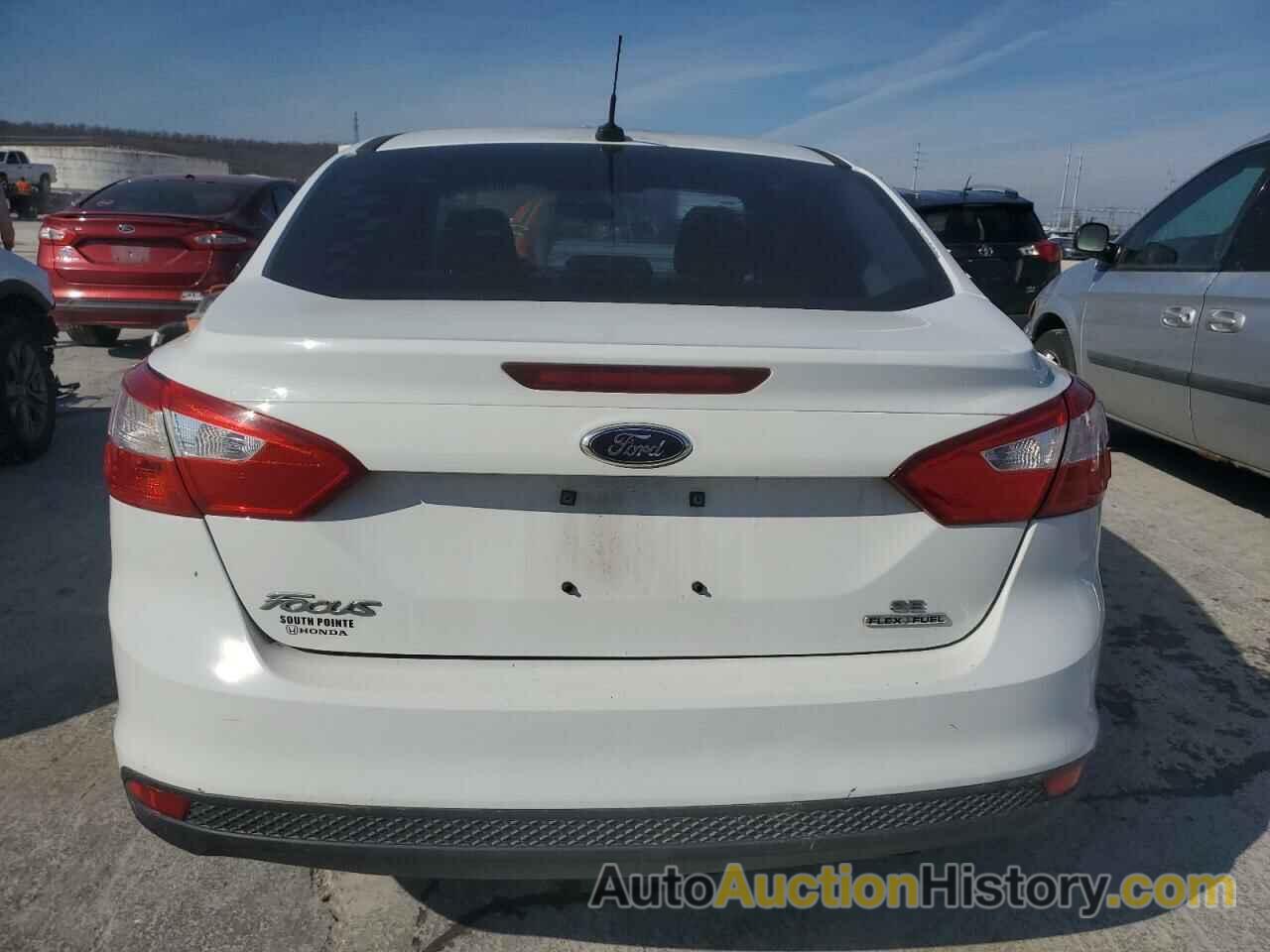 FORD FOCUS SE, 1FADP3F22EL266283