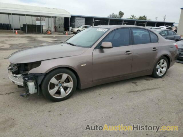 BMW 5 SERIES I, WBANA53525B858277