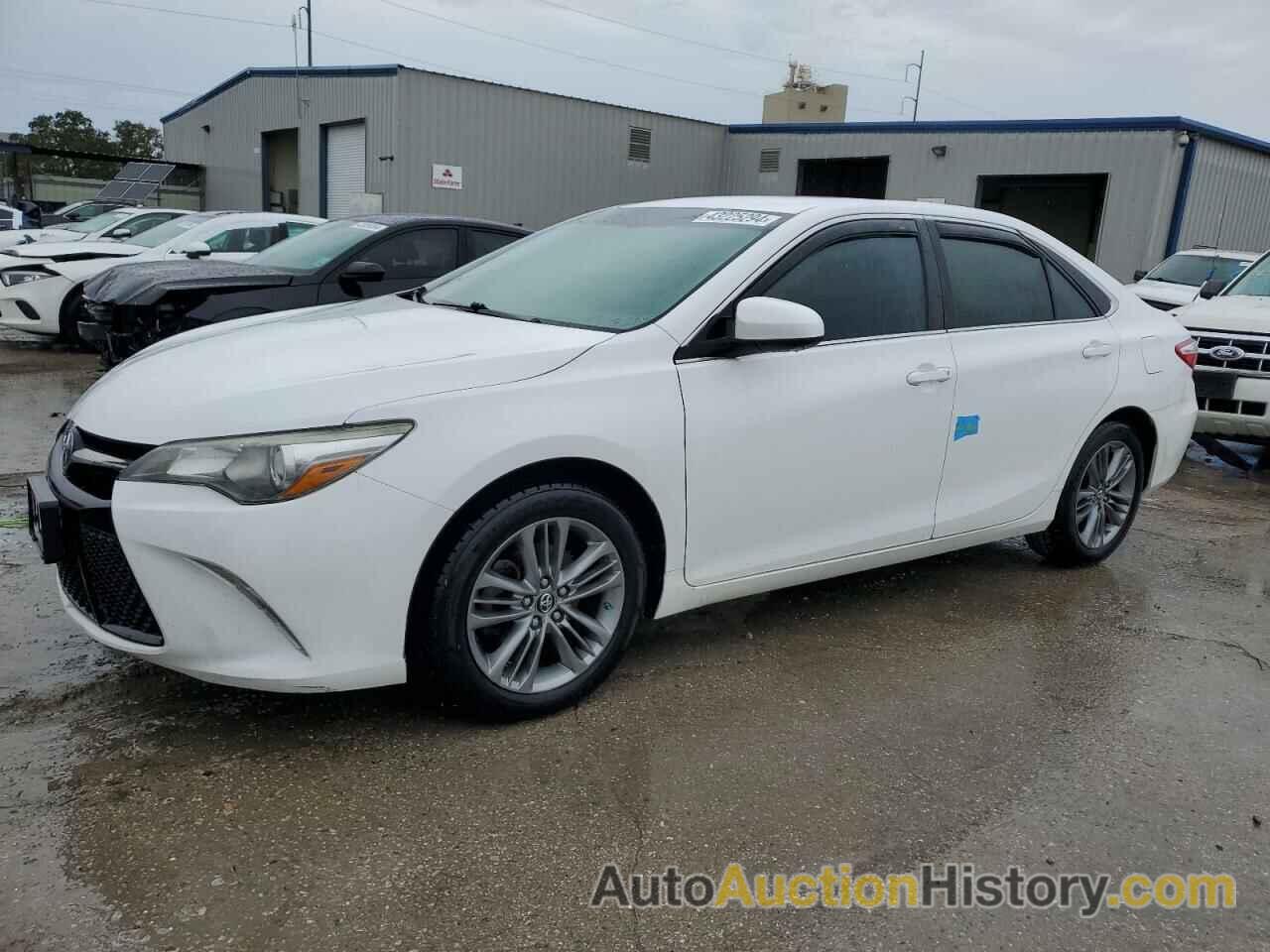 TOYOTA CAMRY LE, 4T1BF1FK2HU658506