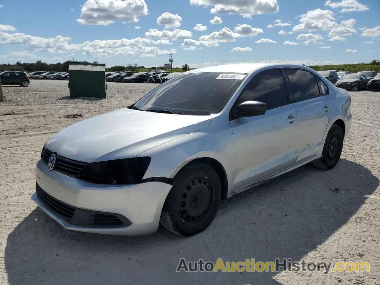 VOLKSWAGEN JETTA BASE, 3VW2K7AJ1CM351095