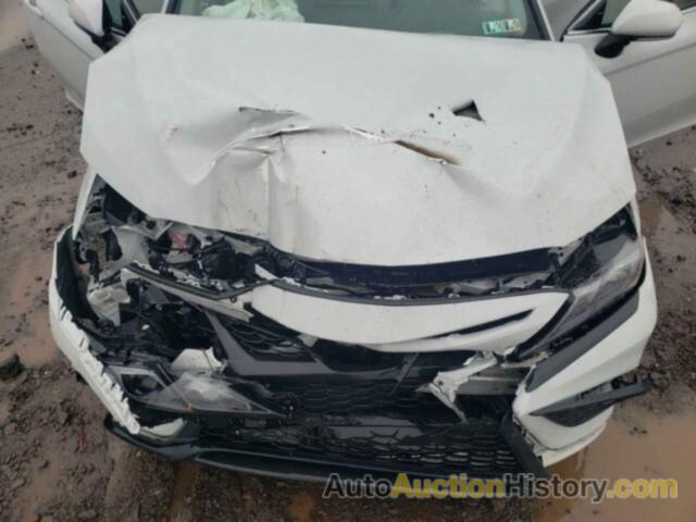 TOYOTA CAMRY SE, 4T1G11BK5NU064238