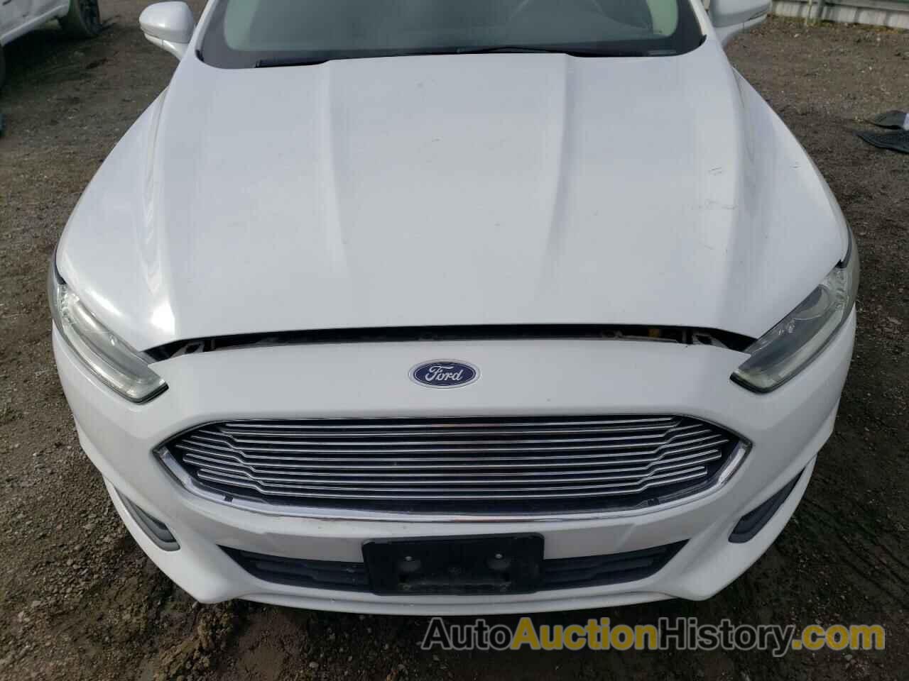 FORD FUSION SE, 3FA6P0H75GR330983