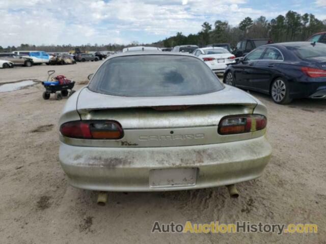 CHEVROLET CAMARO, 2G1FP22K3W2143475