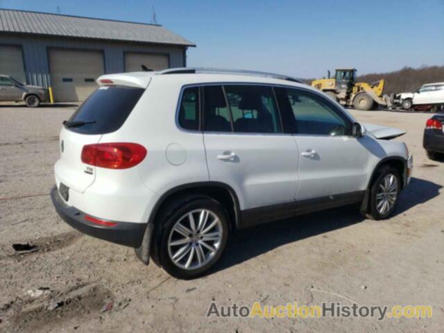 VOLKSWAGEN TIGUAN S, WVGBV7AX0GW561395