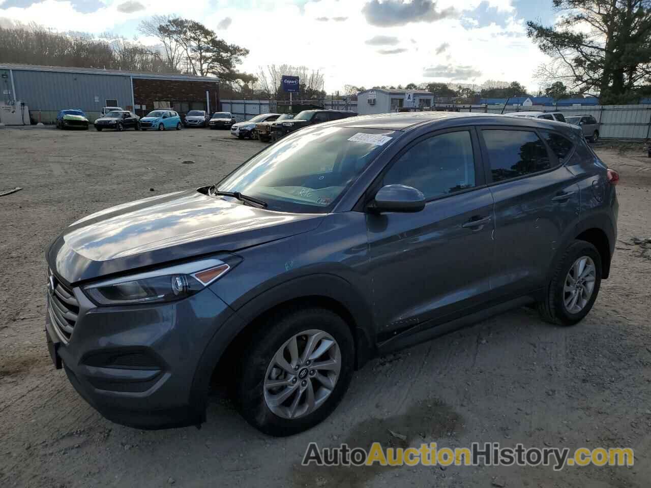 HYUNDAI TUCSON SE, KM8J23A48HU565386