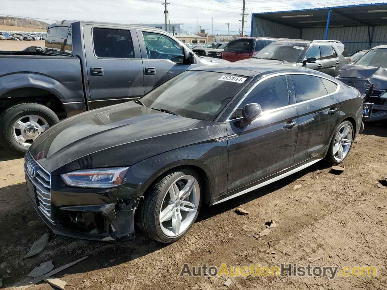 AUDI A5 PREMIUM PLUS S-LINE, WAUENCF58JA095184