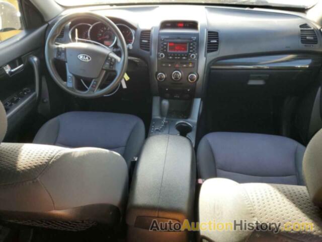 KIA SORENTO BASE, 5XYKT3A6XCG283221