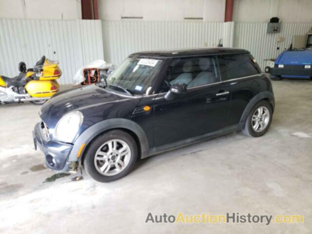 MINI COOPER, WMWSU3C51DT689408