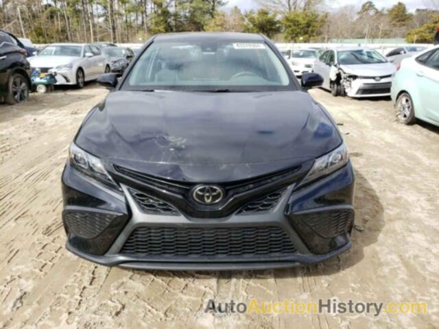 TOYOTA CAMRY SE, 4T1G11AK4NU065530