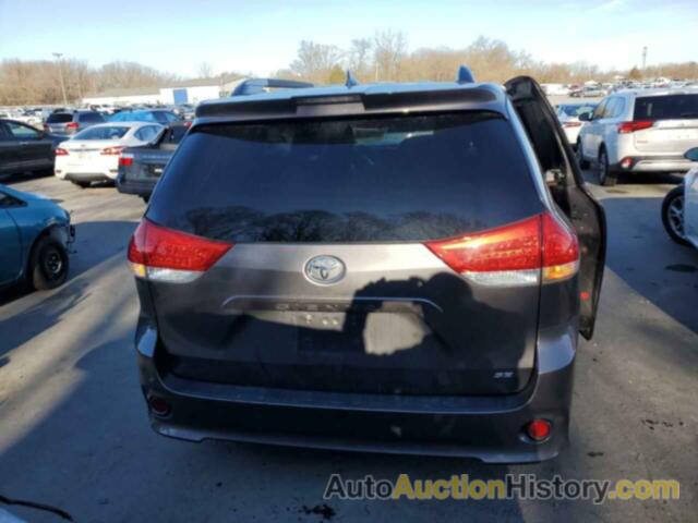 TOYOTA SIENNA SE, 5TDXZ3DCXKS973882