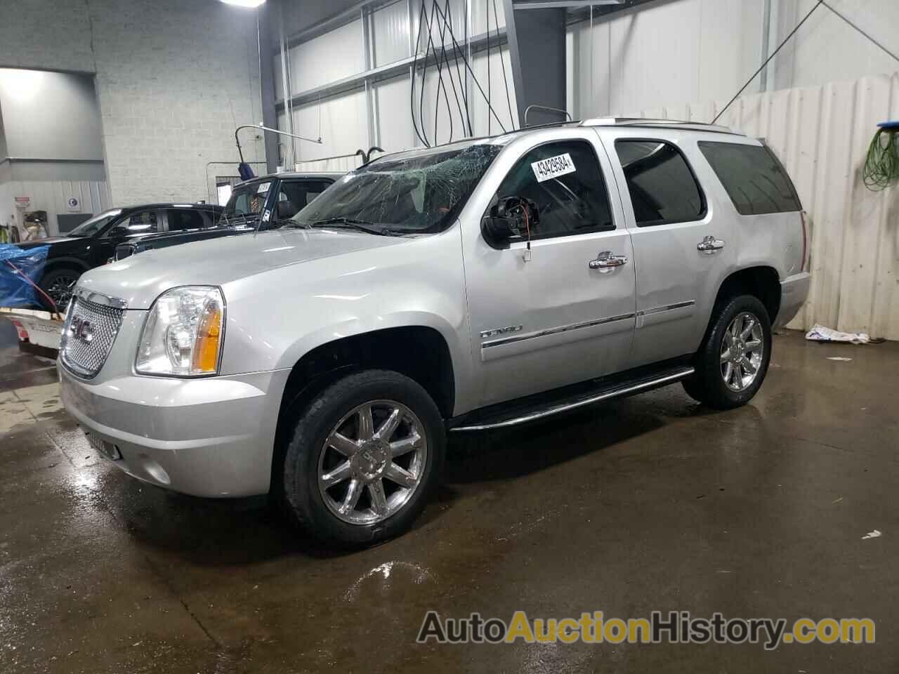 GMC YUKON DENALI, 1GKS2EEF5DR161012