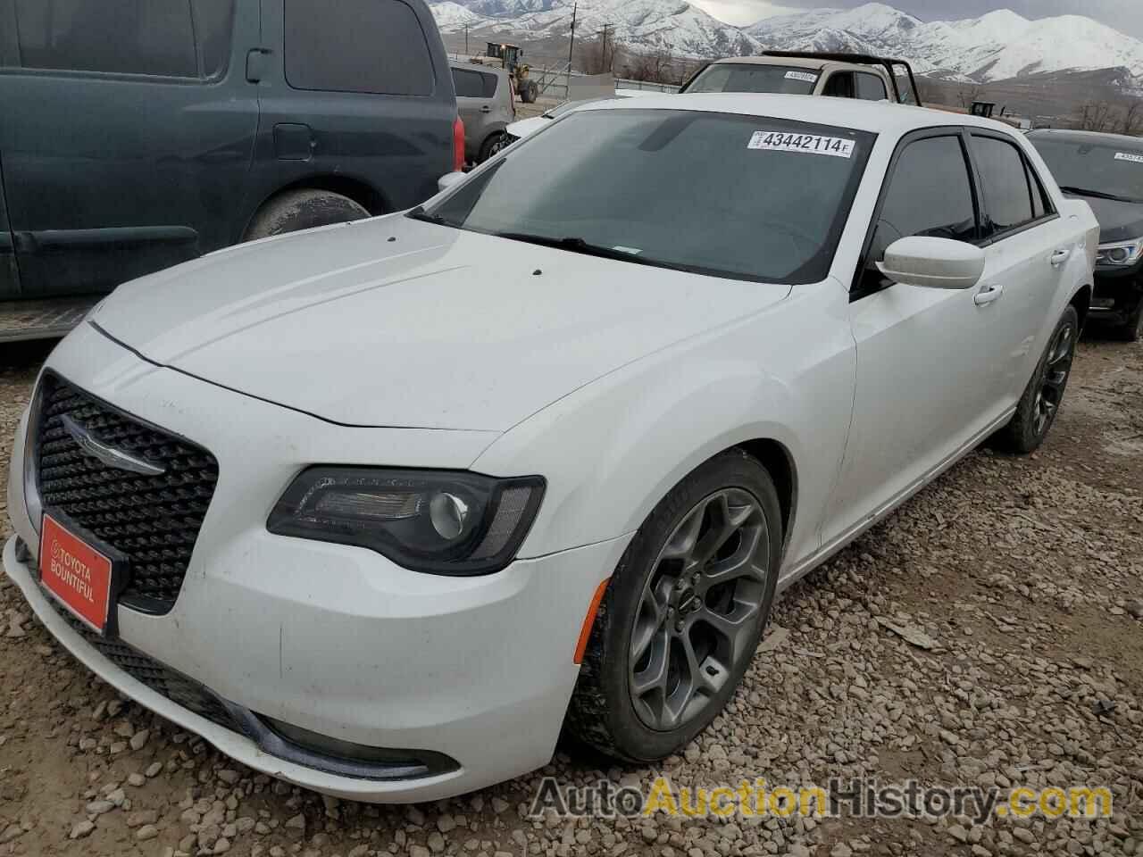 CHRYSLER 300 S, 2C3CCABG5JH214620