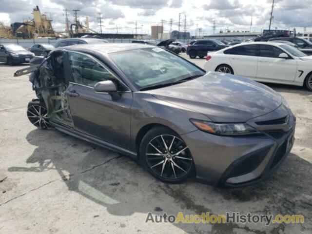 TOYOTA CAMRY SE, 4T1G11AK5NU630853