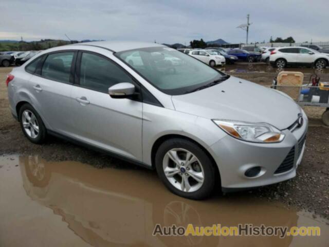 FORD FOCUS SE, 1FADP3F26DL227226