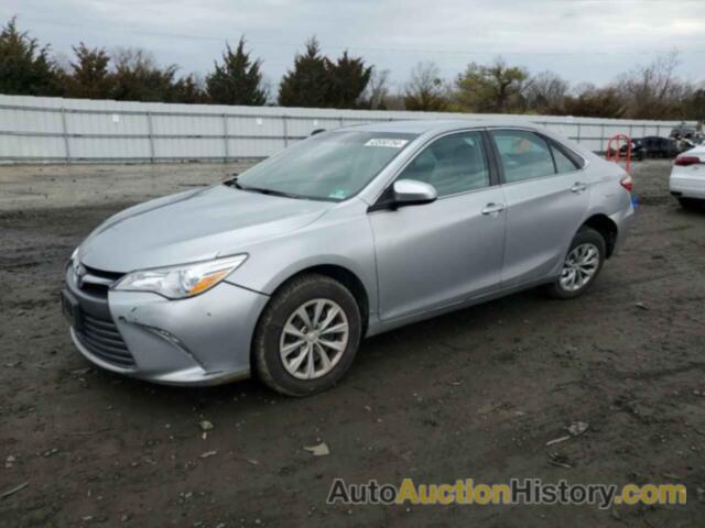 TOYOTA CAMRY LE, 4T4BF1FK1FR458381