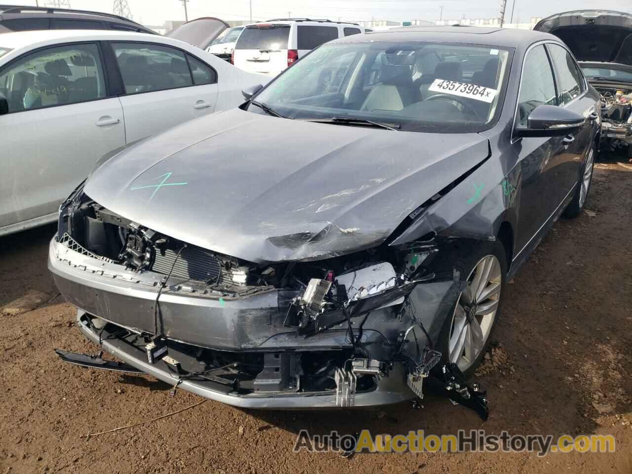 VOLKSWAGEN PASSAT SE, 1VWGT7A31HC076289