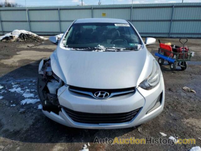 HYUNDAI ELANTRA SE, KMHDH4AE3FU229507