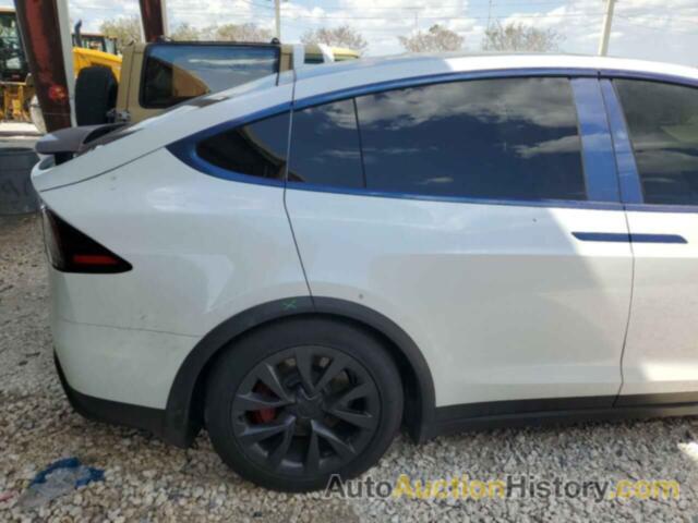 TESLA MODEL X, 7SAXCBE60PF401707