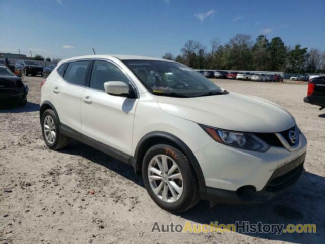 NISSAN ROGUE S, JN1BJ1CR2HW111117