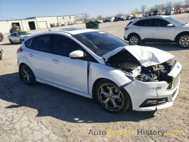 FORD FOCUS ST, 1FADP3L99GL212435