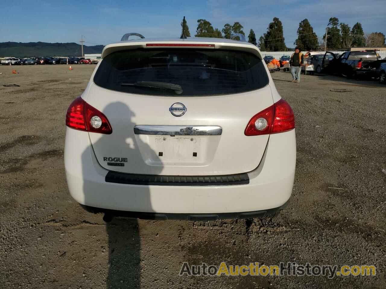 NISSAN ROGUE S, JN8AS5MT8FW659907