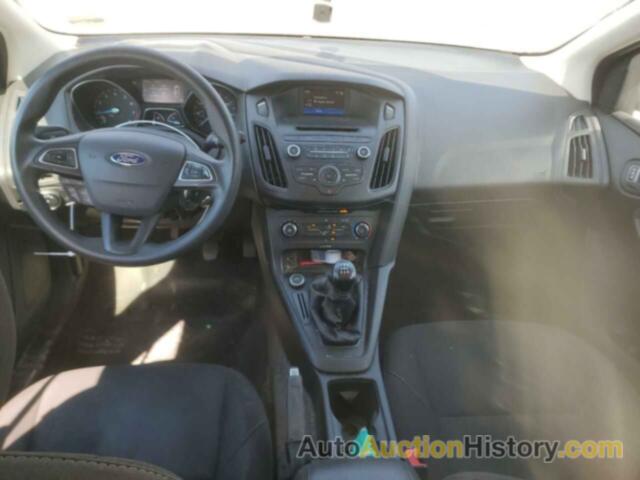 FORD FOCUS SE, 1FADP3K21GL367307