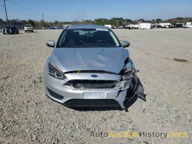 FORD FOCUS SE, 1FADP3K21GL364696