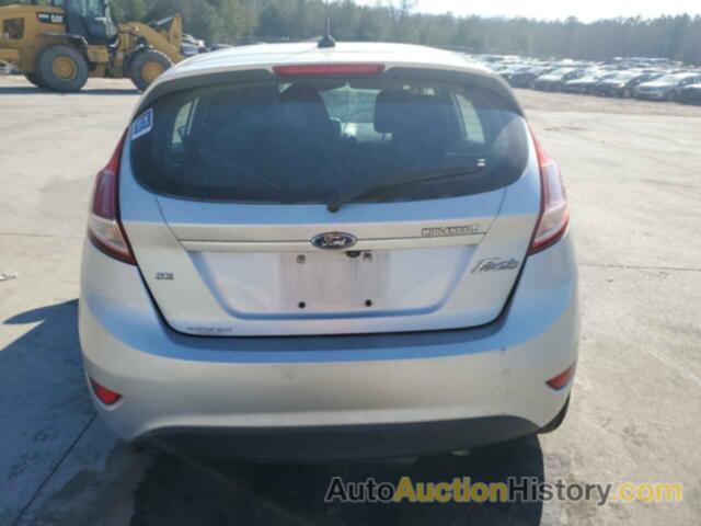 FORD FIESTA SE, 3FADP4EJ5KM124647