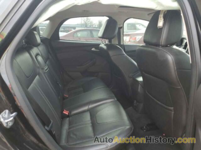 FORD FOCUS TITANIUM, 1FADP3N27DL149931