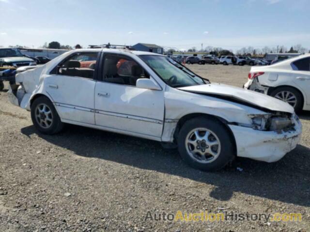 TOYOTA CAMRY CE, JT2BG22K5Y0390290