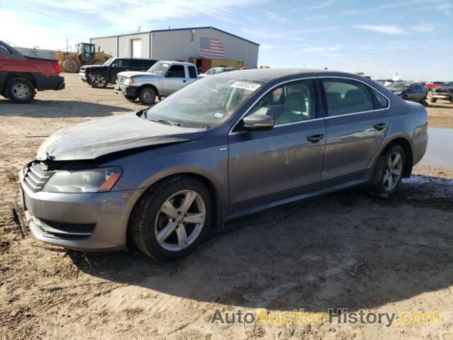 VOLKSWAGEN PASSAT S, 1VWAS7A31EC024519