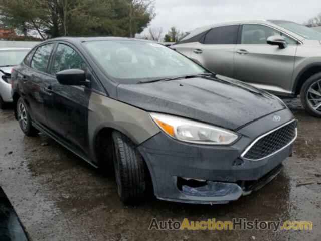 FORD FOCUS S, 1FADP3E26GL215129