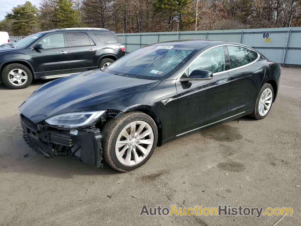 TESLA MODEL S, 5YJSA1E2XJF295083