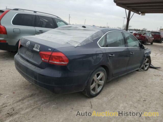 VOLKSWAGEN PASSAT SE, 1VWBH7A36CC049383