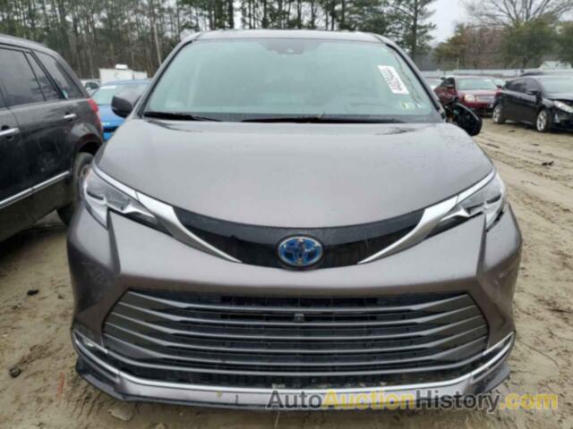 TOYOTA SIENNA LIMITED, 5TDESKFC1NS042162