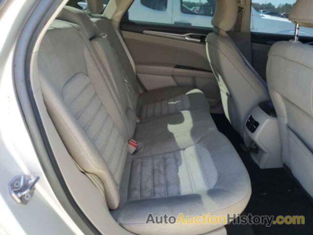 FORD FUSION SE, 3FA6P0H7XHR219329