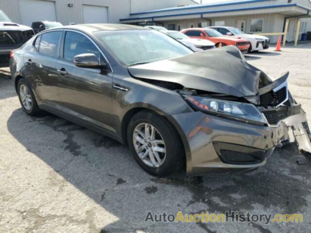 KIA OPTIMA LX, KNAGM4A73B5066924